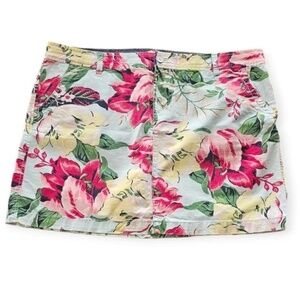 Tropical mini skirt. Beautiful colors. Size 6 has POCKETS